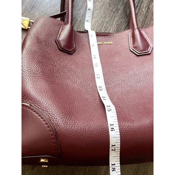 Vintage MICHAEL KORS Mercer Gallery Burgundy Oxyblood Leather Zip Tote Bag - Picture 4 of 16